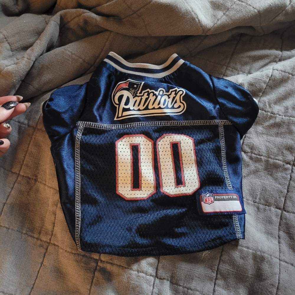 NFL Patriots Pet Jersey in Navy and White